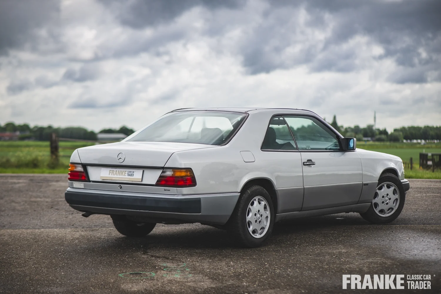 Mercedes-Benz 230 CE - 2 mb 230 cev 6219 - WDB1240431B611217