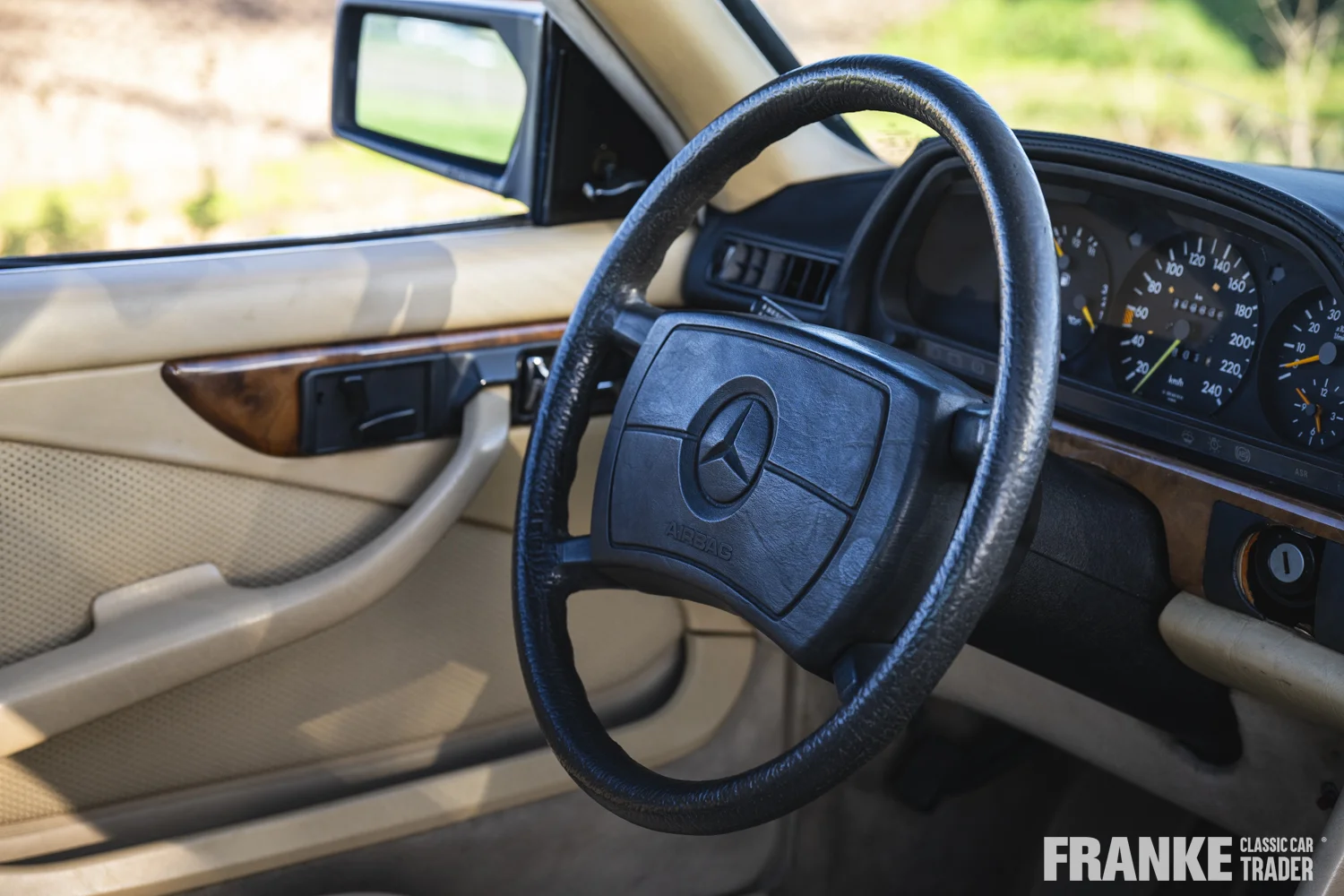 Mercedes-Benz 500 SEC (C126) - 33 fcct 3411 - WDB1260441A127476