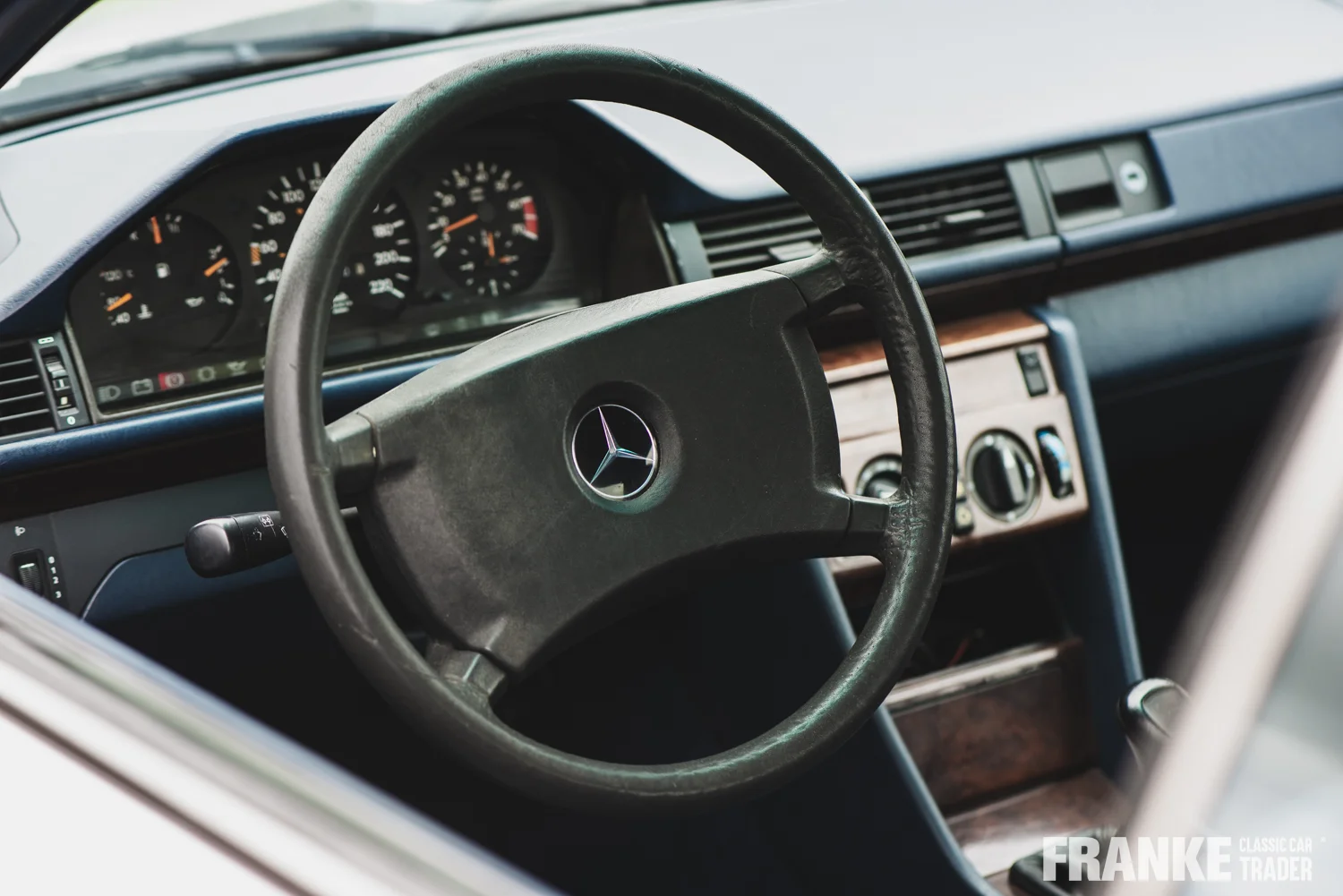 Mercedes-Benz 230 CE - 34 mb 230 cev 6178 - WDB1240431B611217