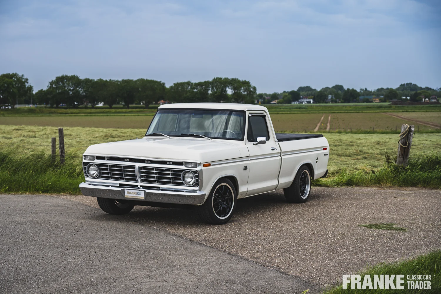 Ford F100 - 37 ford f100 wit 1097 - F100-3-26