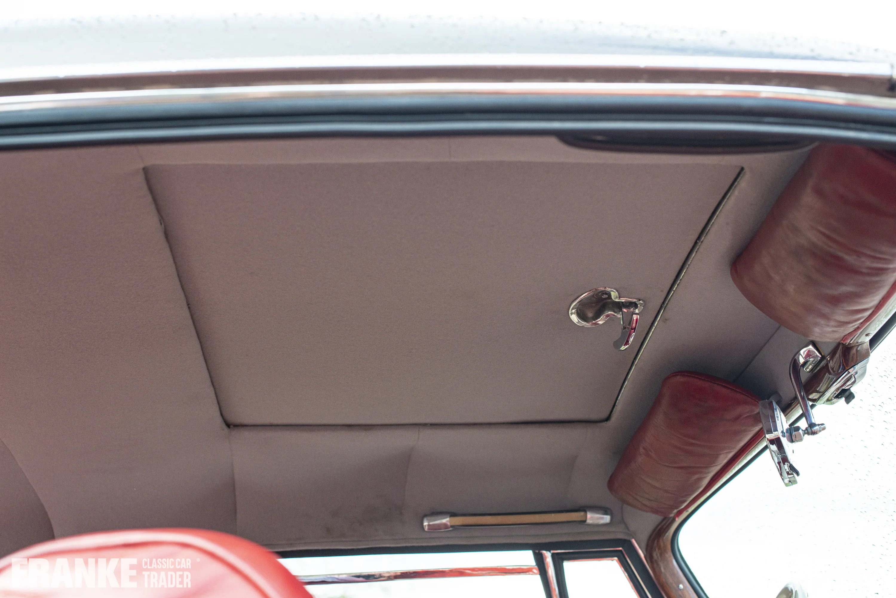 Mercedes-Benz 220 SE Coupe - 5 mercedes220se coupe4870 3 - 2-2024