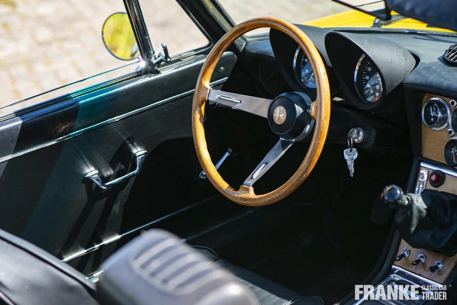 Alfa Romeo Spider - Alfa romeo spider 72 geel fcct 35 - 197209-2025