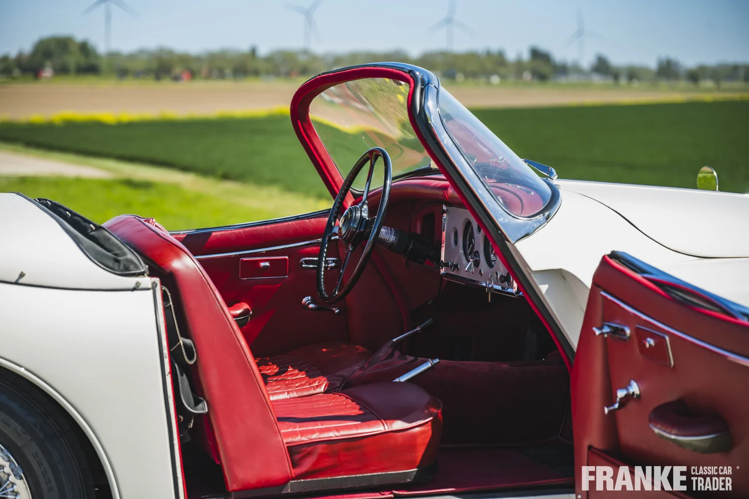 Jaguar XK150 - Jaguar xk150 cream fcct 8056 - xk150-4-26