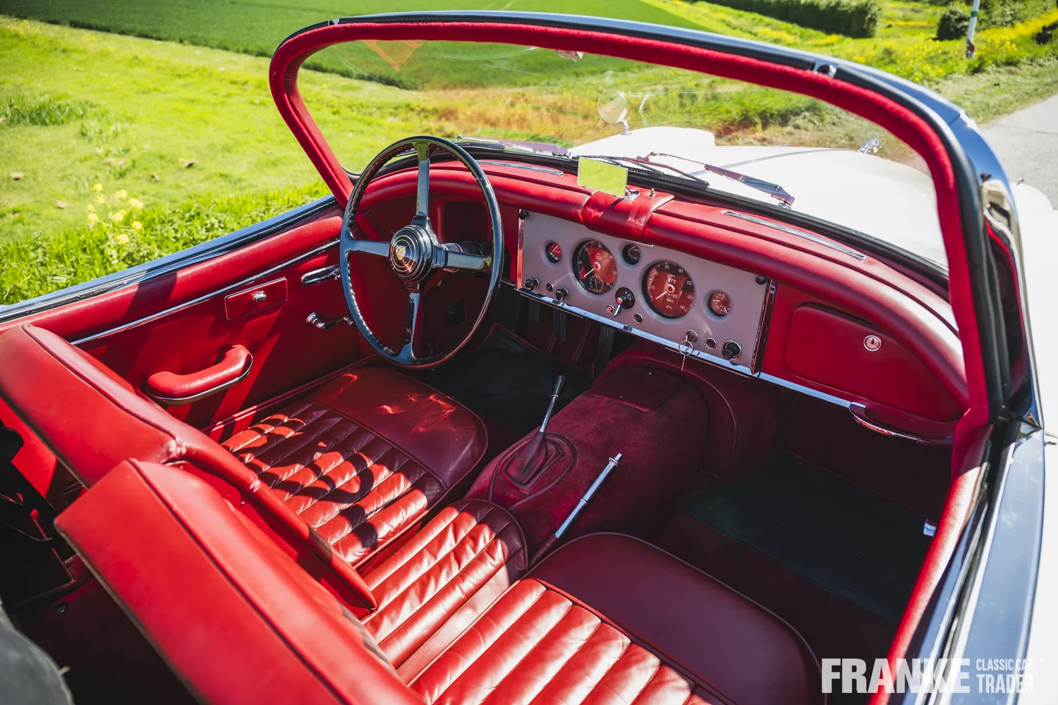 Jaguar XK150 - Jaguar xk150 cream fcct 8058 - xk150-4-26