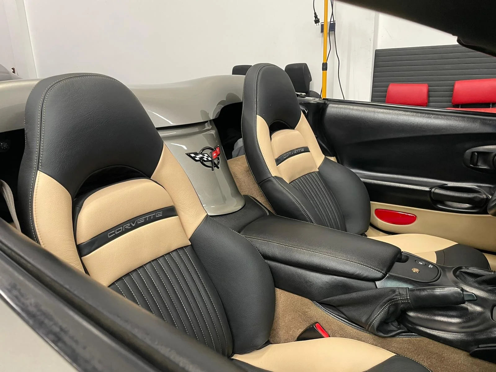 Chevrolet Corvette - Photo 2025 06 21 22 27 50 - Corvette-3-26