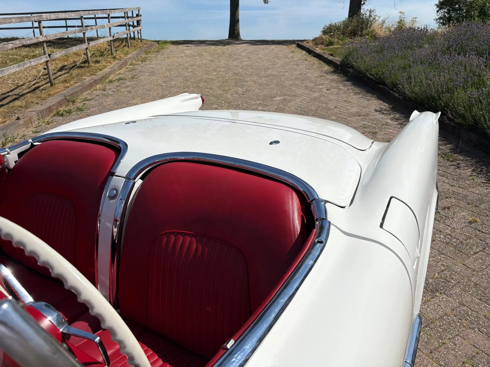 Chevrolet Corvette C1 - Photo 2025 07 04 12 28 41 - 09-2025